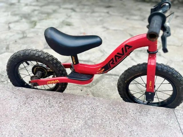 Bicicleta de equilibrio 