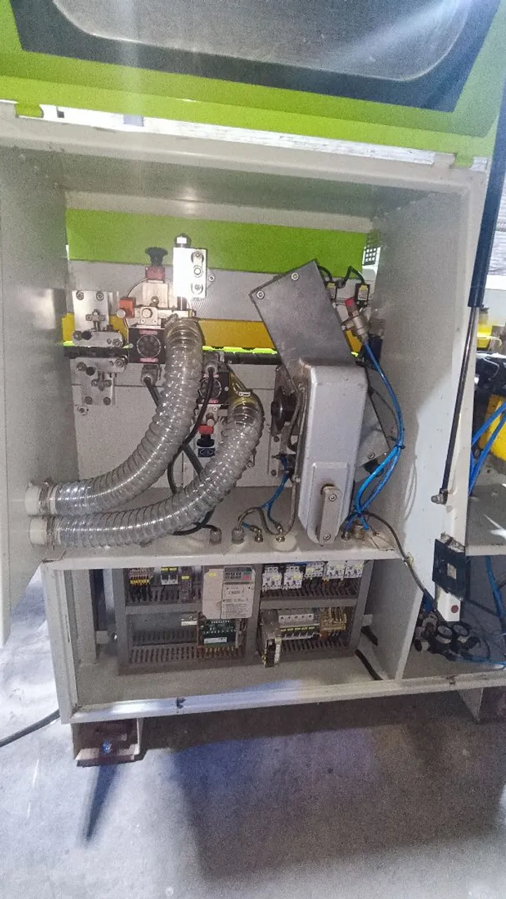 Máquina para marcenaria