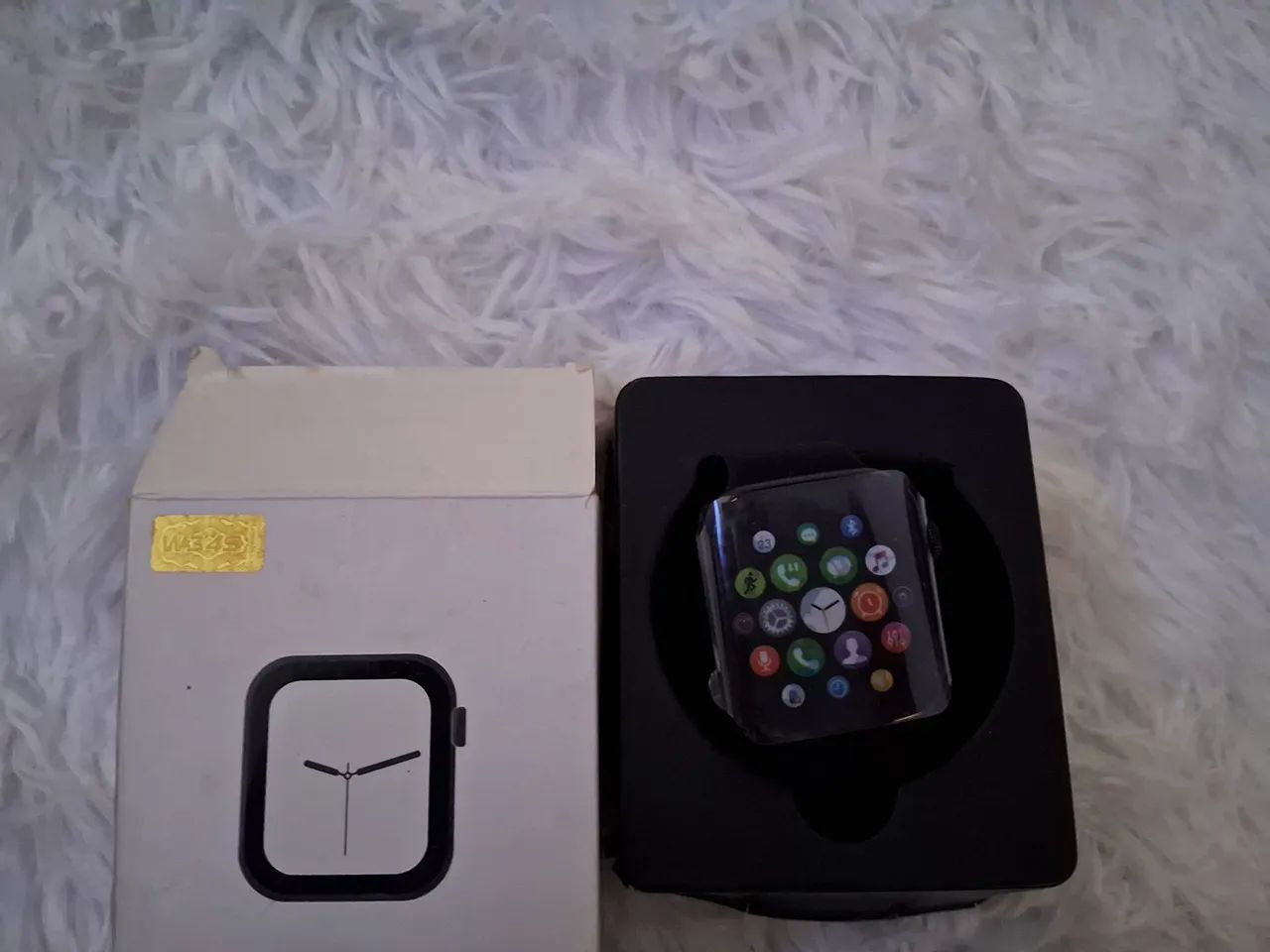 Smartwatch com 2 pulseiras - Foto 5