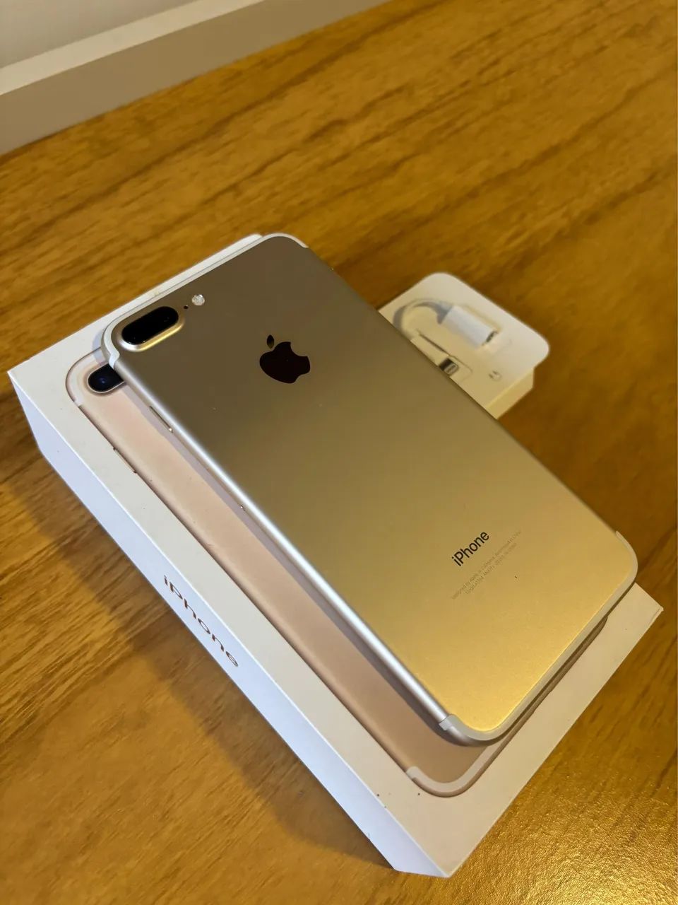 IPhone 7 Plus dourado impecável - Celulares e Smartphones - São