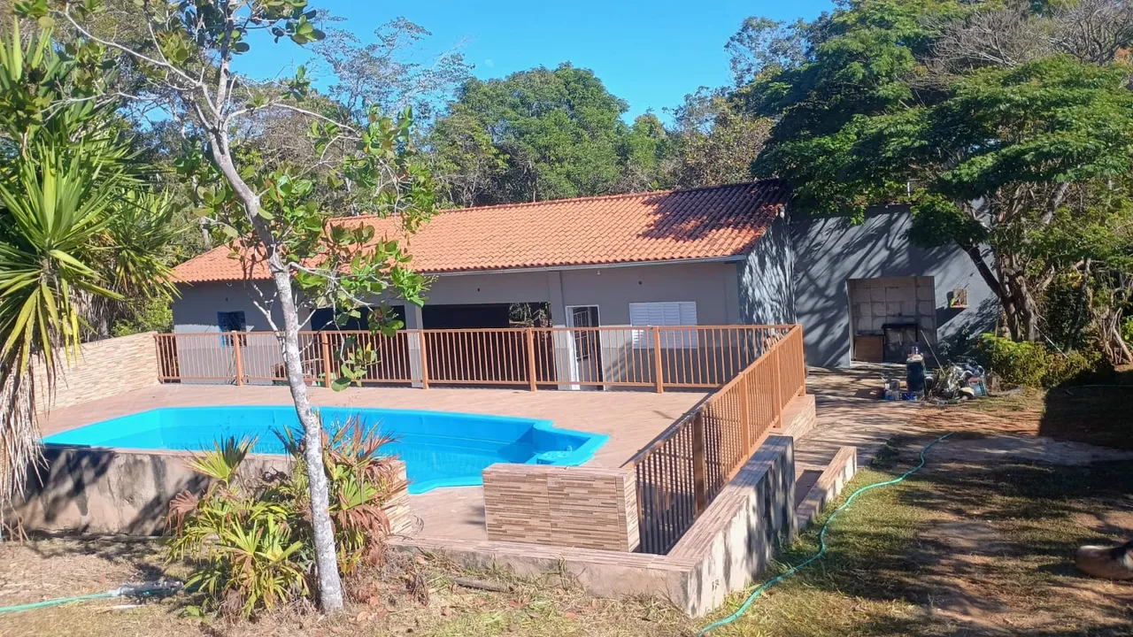 Chácara Sitio Agrovale em Planaltina com 2,3 hectares, fica apenas 4 KM do centro de Plana