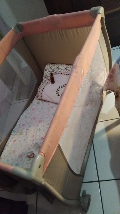 Berço portátil novissimo - Foto 4