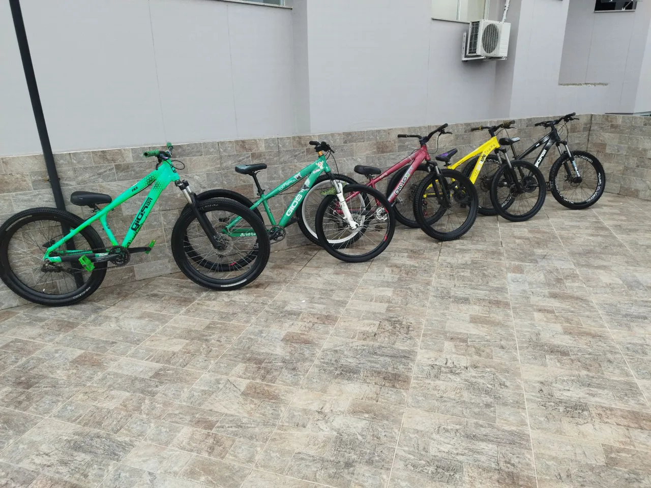 Hupi naja e Gios frx e vikingx