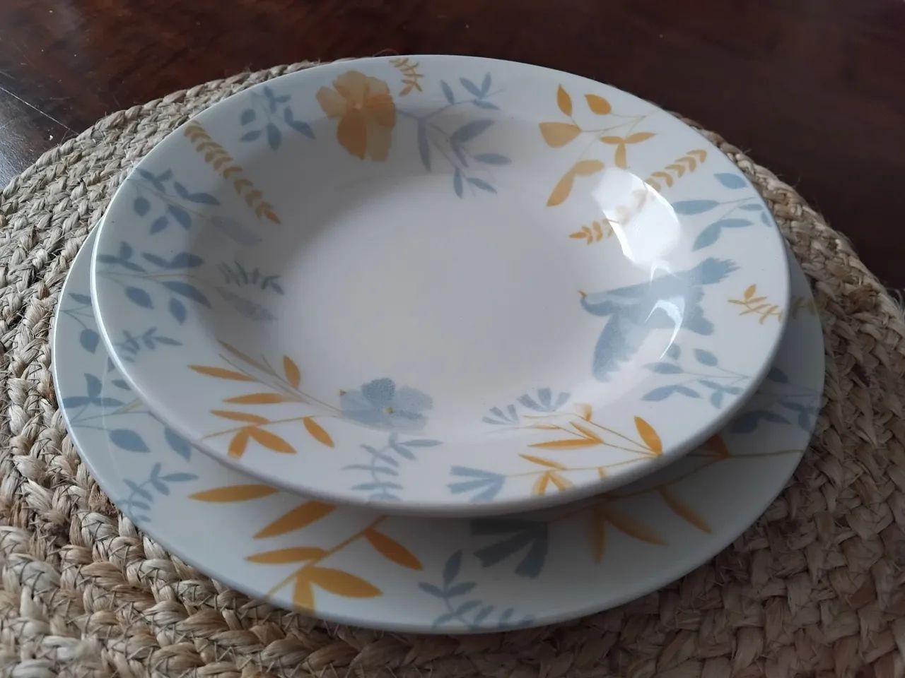 Jogo de pratos com design floral marca biona - Foto 2