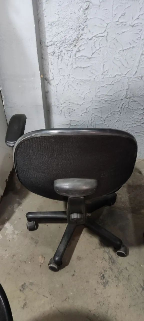 Cadeira de Escritório Ergonômica Preta - Foto 2