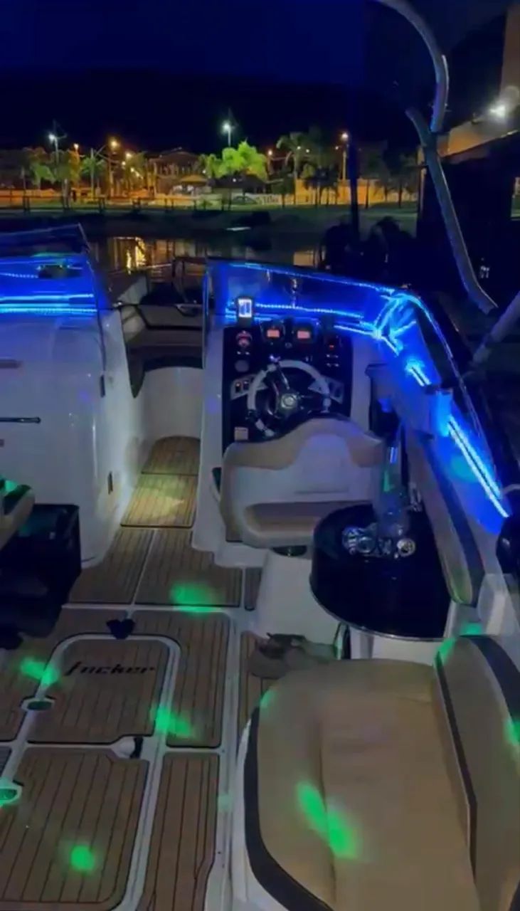 LANCHA FOCKER 240 ANO 2018 SÓ ÁGUA DOCE ( 100% ORIGINAL )  - Foto 14