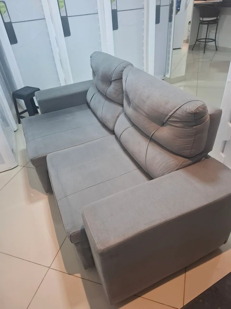 Lindo Sofá retrátil novo - Foto 2