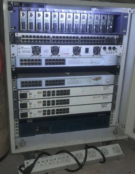 Lote informática, rede, cftv e fibra ***NO ESTADO***