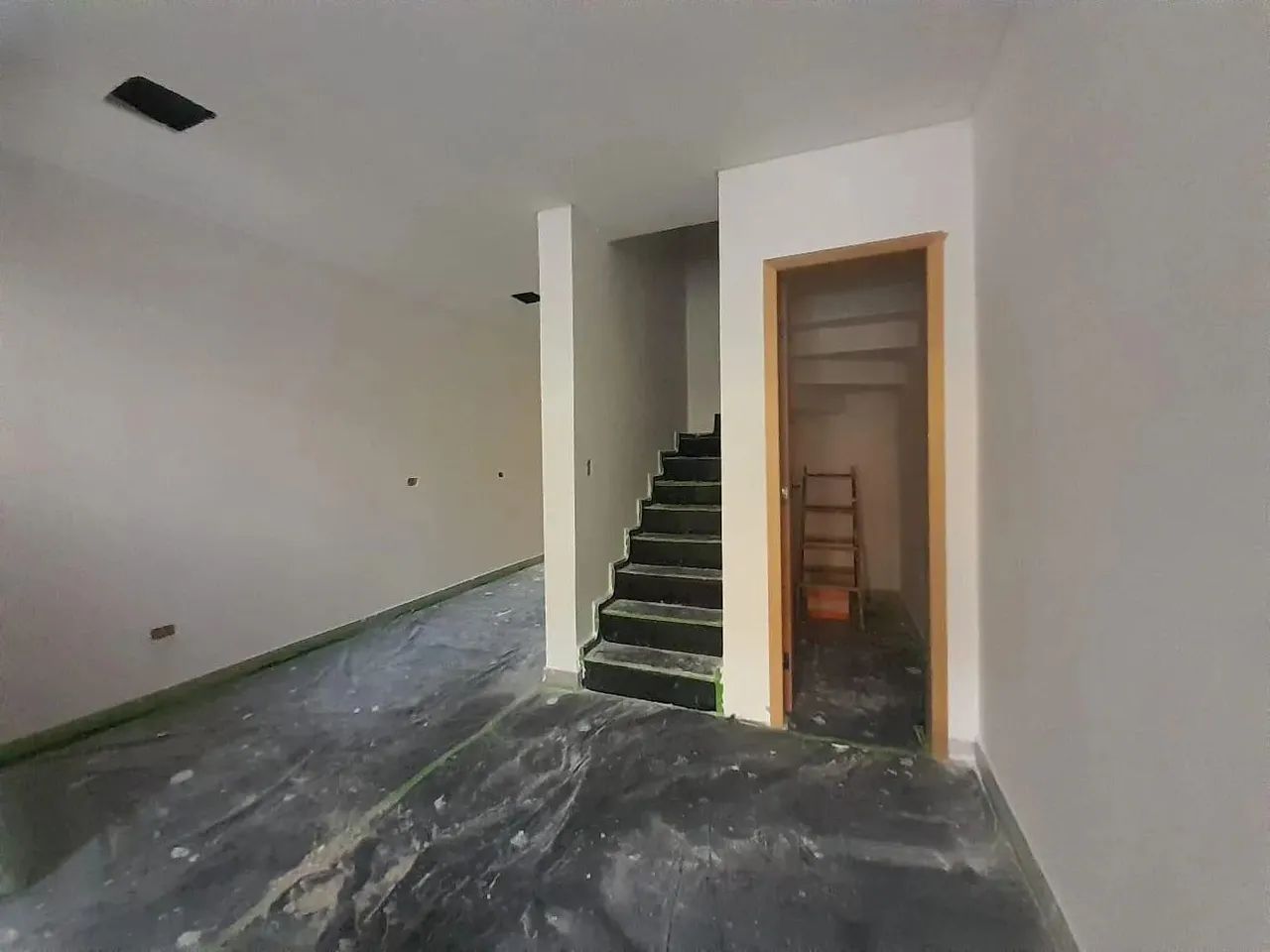 SOBRADO 3 QUARTOS NO SÍTIO CERCADO - Foto 3