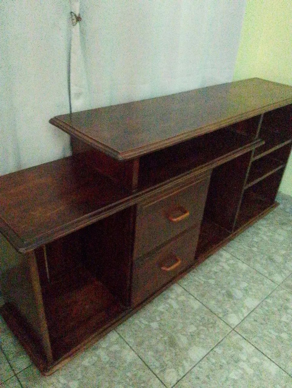 Vendo Rack de madeira maracatiara 