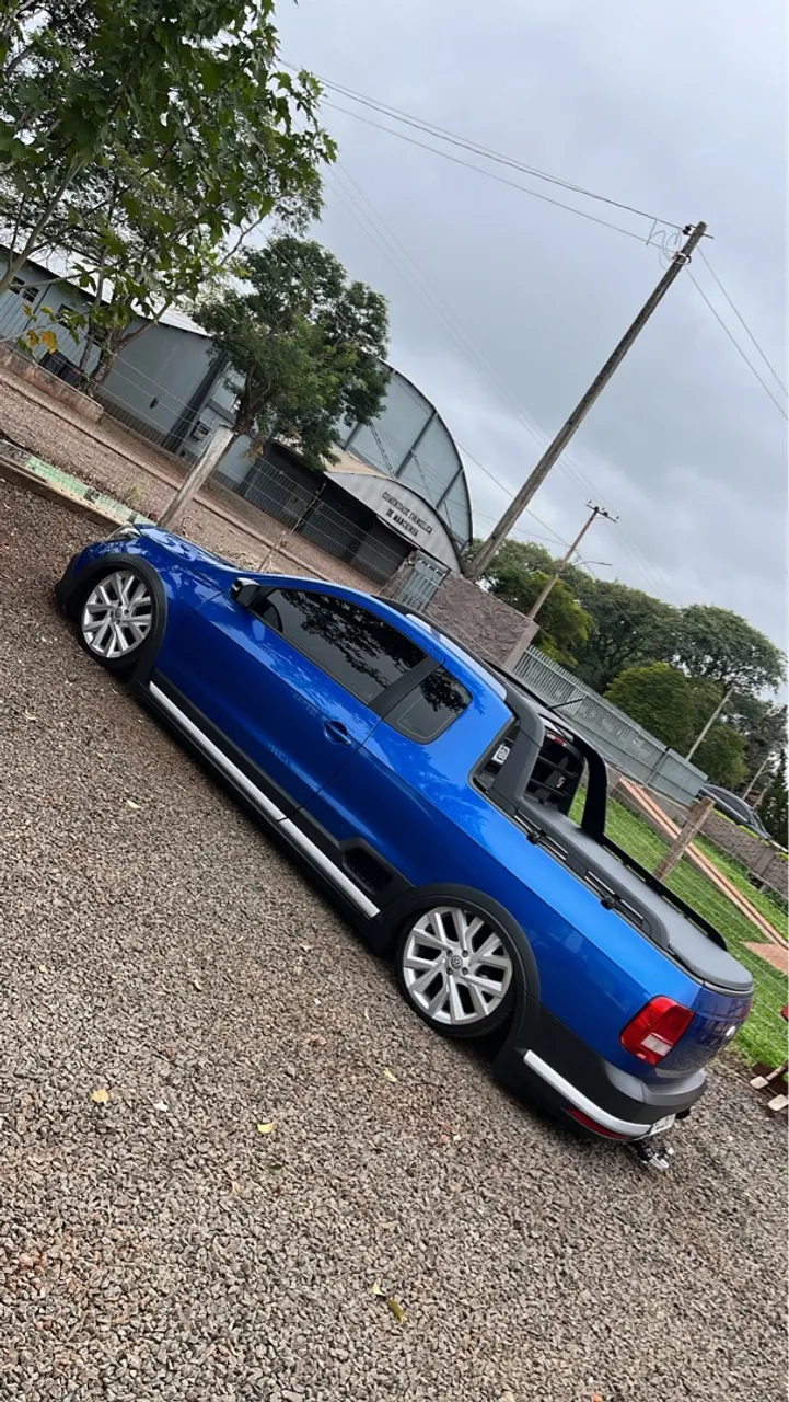 Saveiro Cross