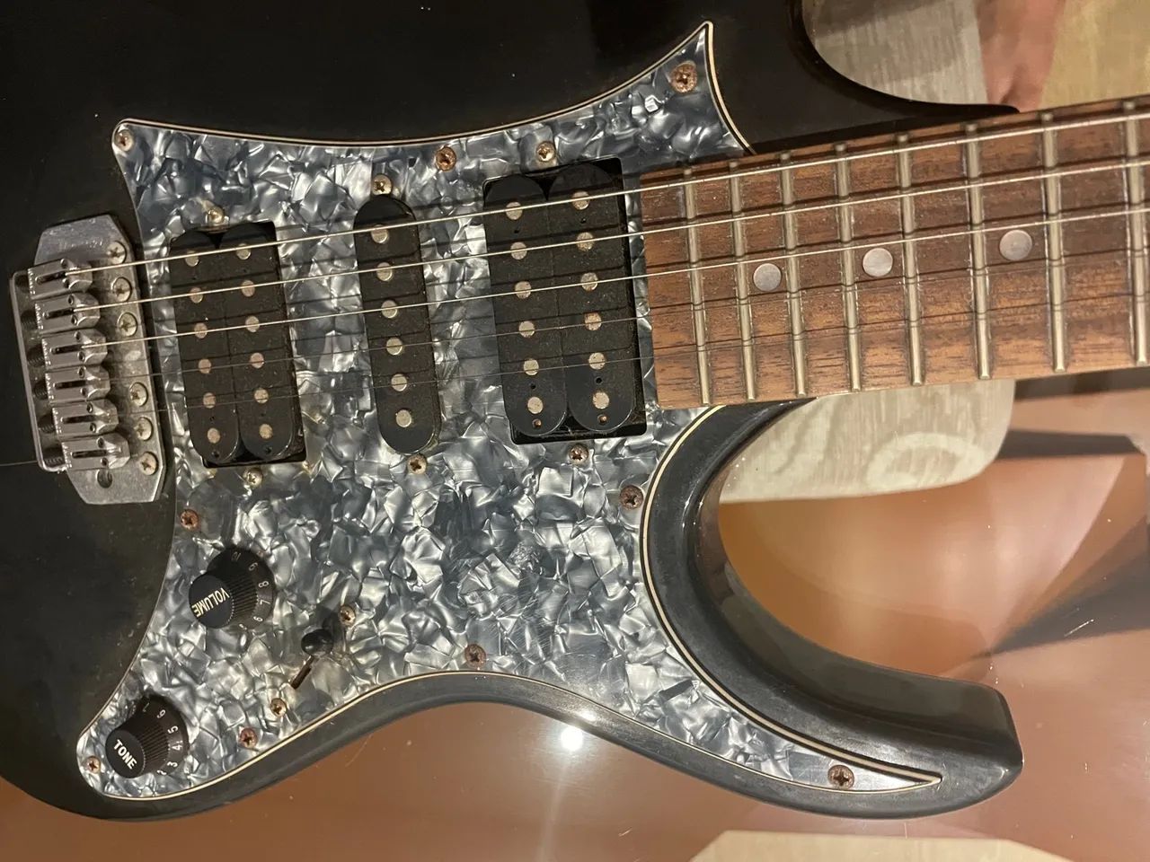 Guitarra Elétrica