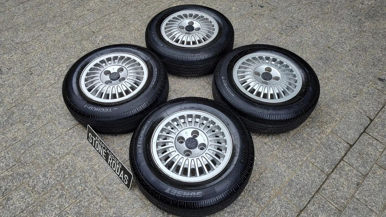 Rodas vw Voyage/Parati GLS/Santana CD/Parati Club aro 13" 4x100 com pneus  - Foto 3