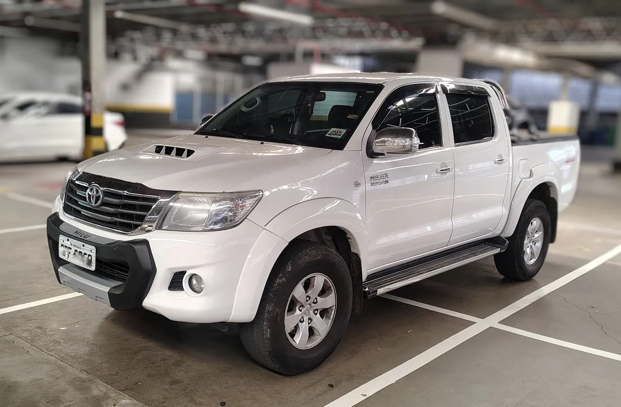 TOYOTA HILUX 2014 Usados e Novos