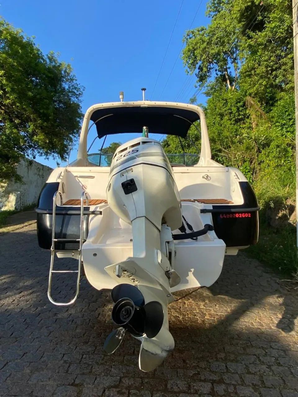 Lancha HD Marine 7.9 Cuddy 26 pes - Foto 9
