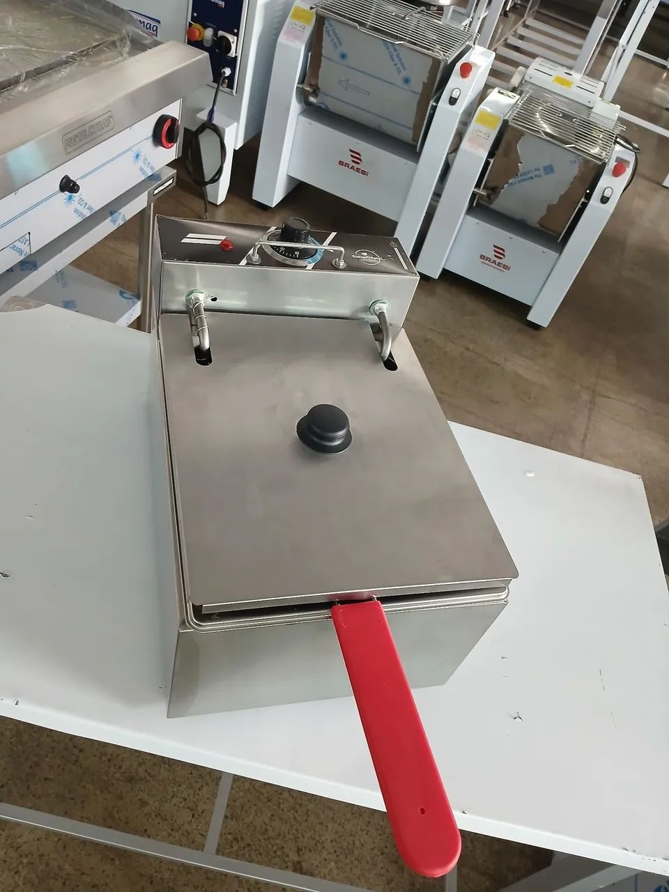 Fritadeira Elétrica 1 Cubas 6 Litros 2500W
