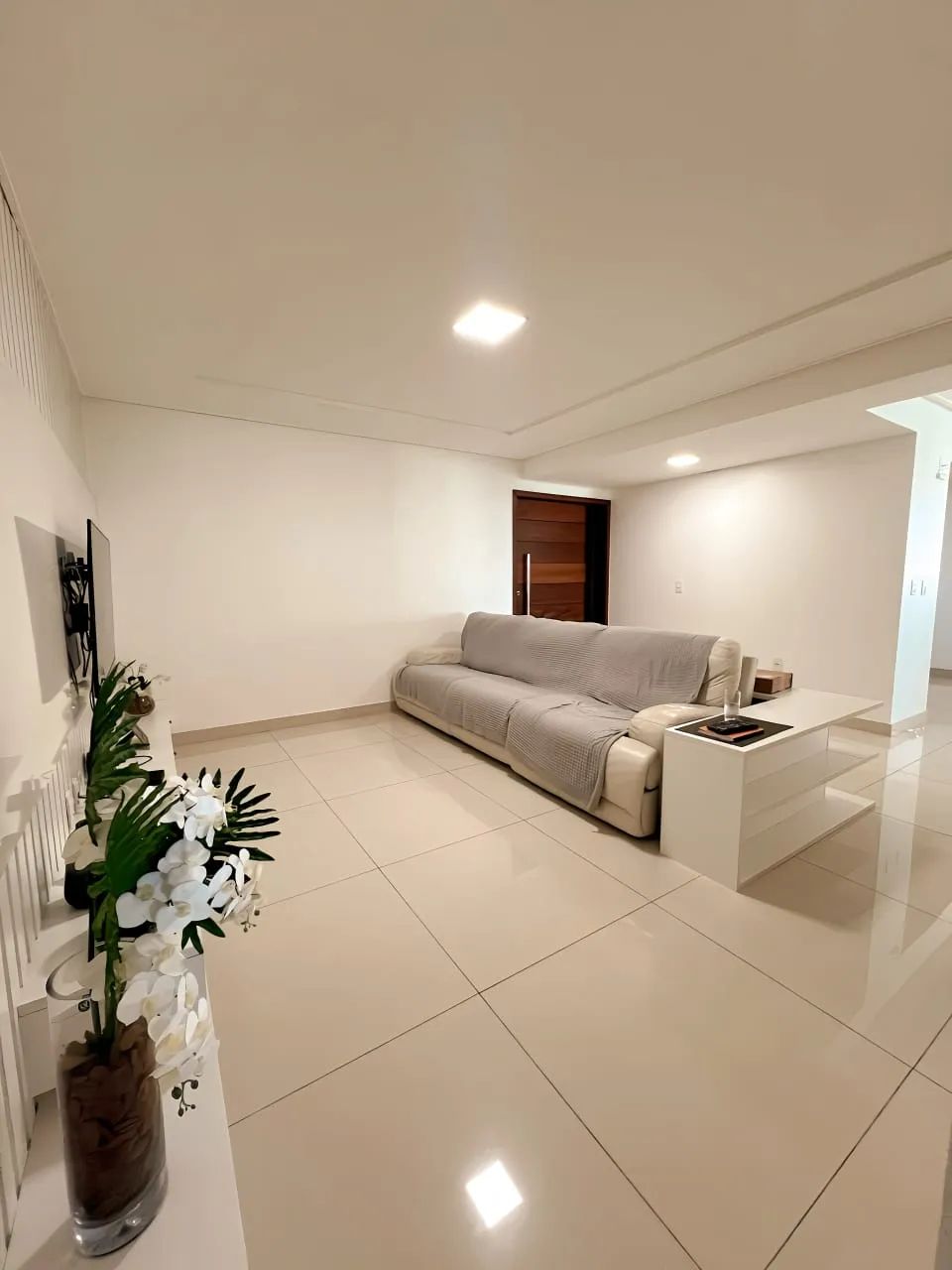 Altiplano Club - Alto padrão - Andar intermediário - 259m² - 03 Suítes s/ 01 master + DCE  - Foto 4
