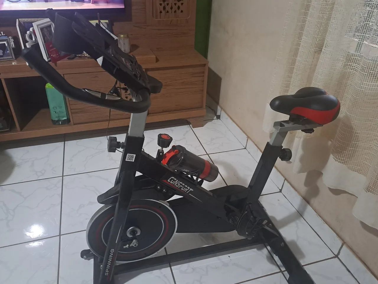 BICICLETA ERGOMÉTRICA Alta Performance.  - Foto 3