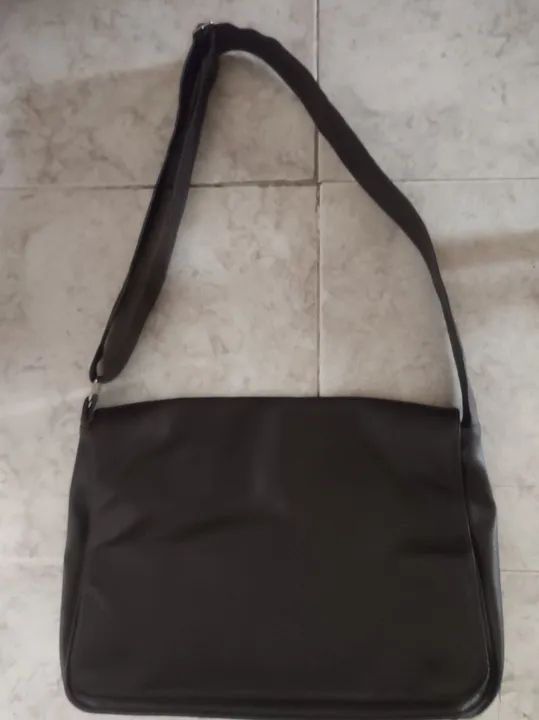 Bolsa de Ombro Marrom em Couro