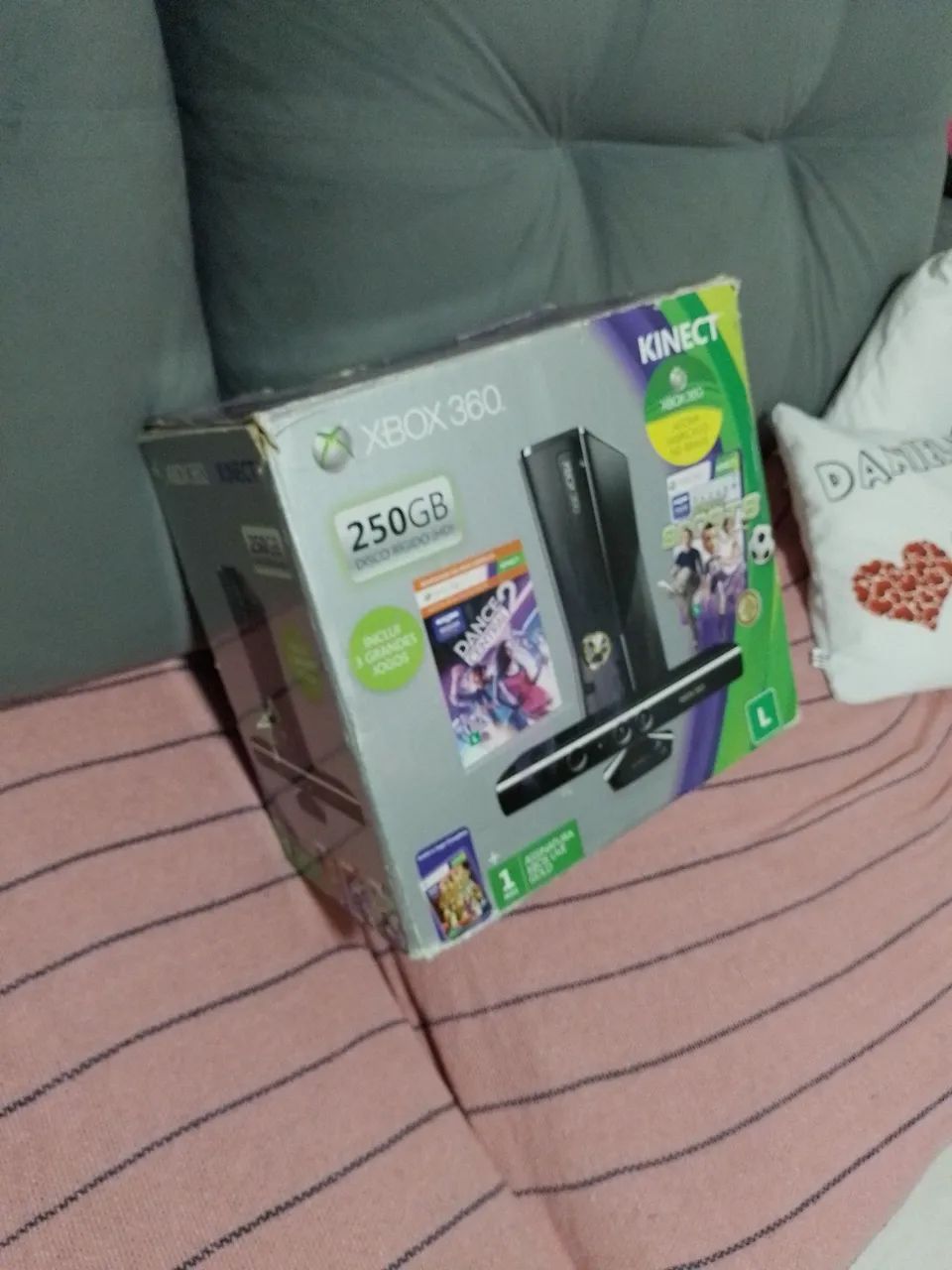 Xbox 360 250GB com Kinect