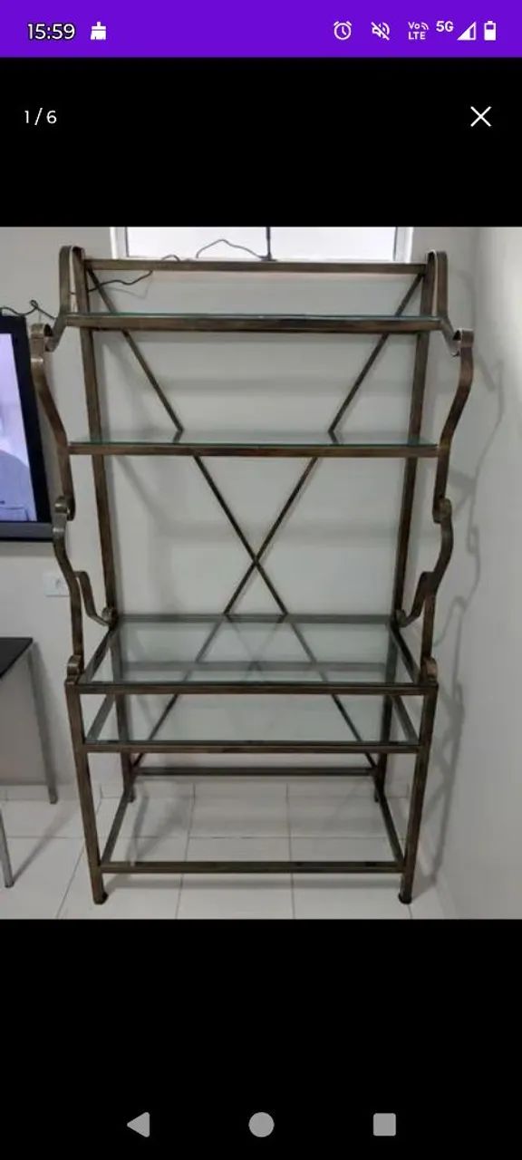 Estante de ferro com prateleiras de vidro - Foto 2