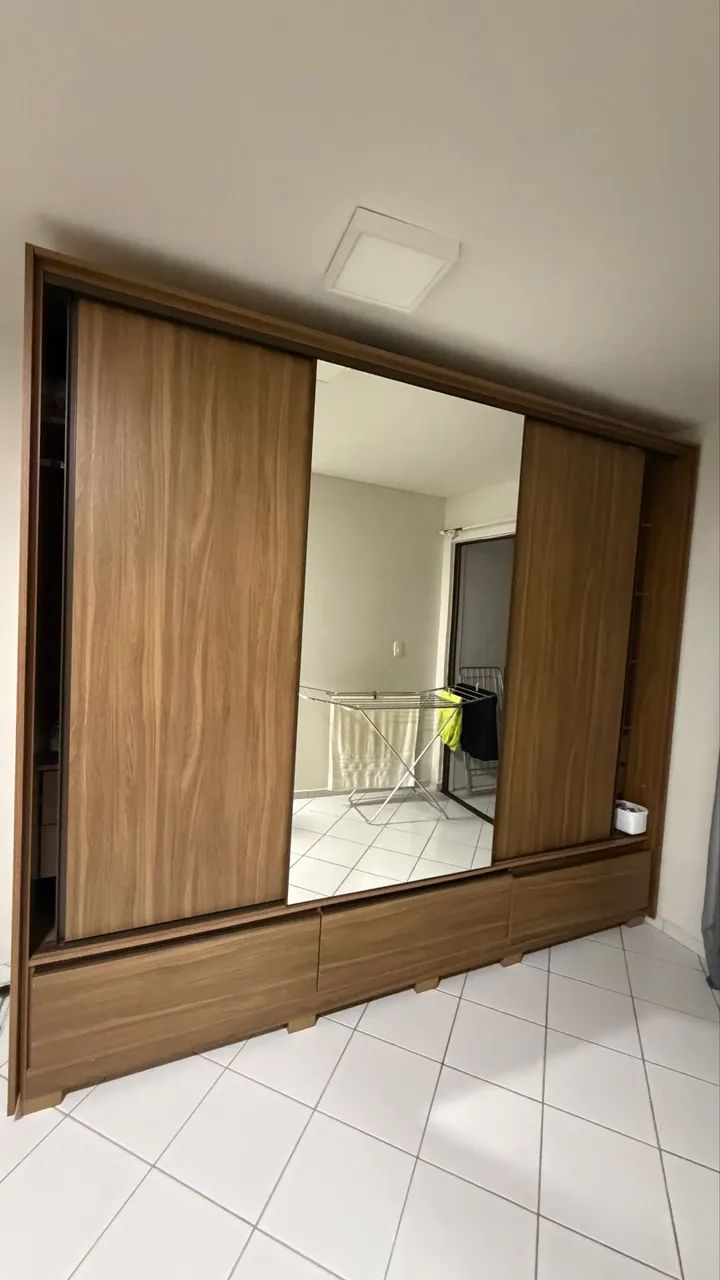 Guarda-roupas 