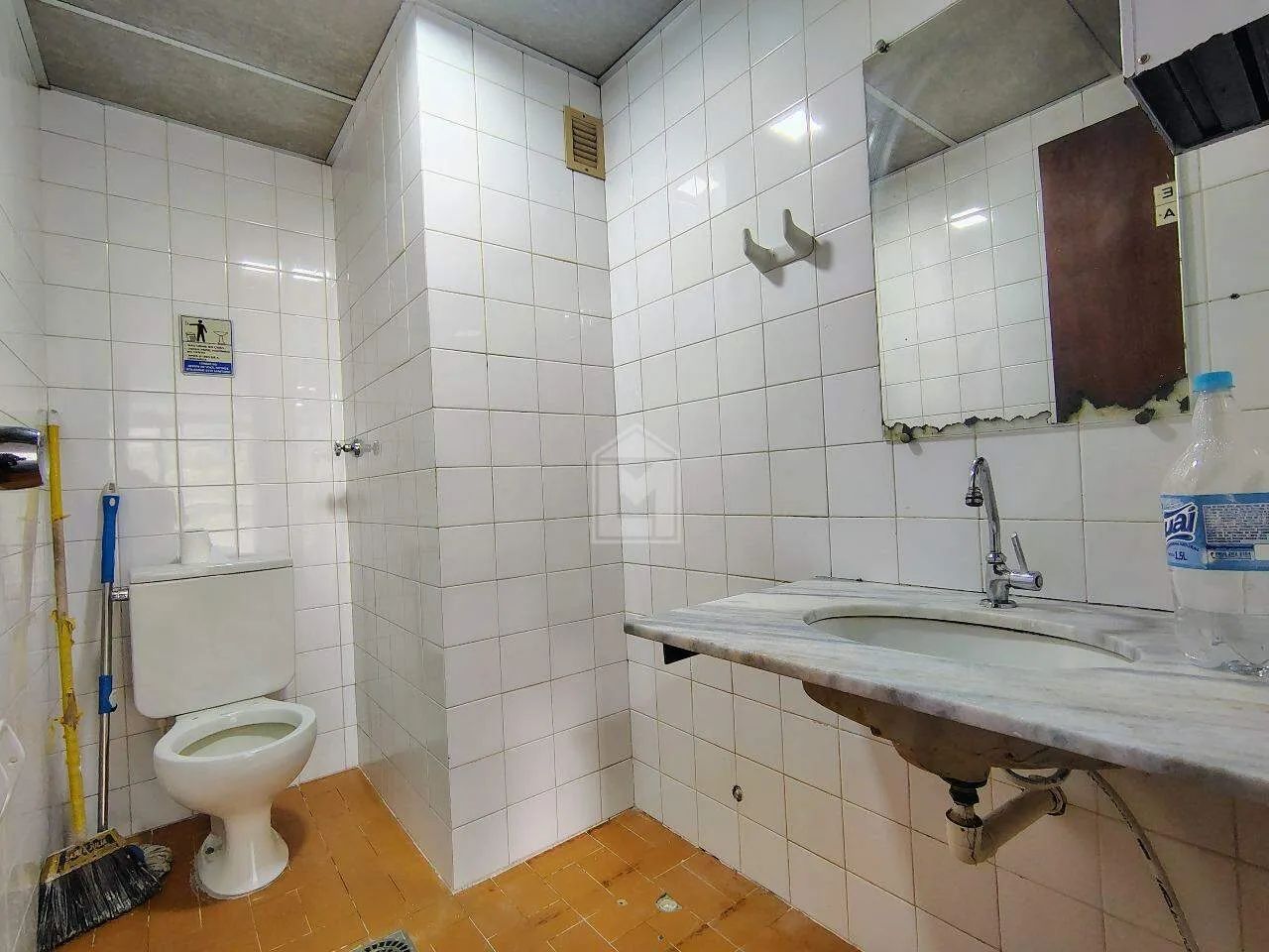 LÍVIA MACHADO ALUGA: Sala Comercial de 100,55 m² - Foto 5
