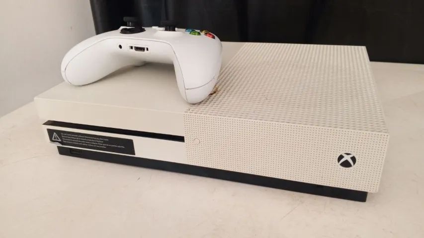 Xbox One S + Controle - Completo e Funcionando - Foto 4