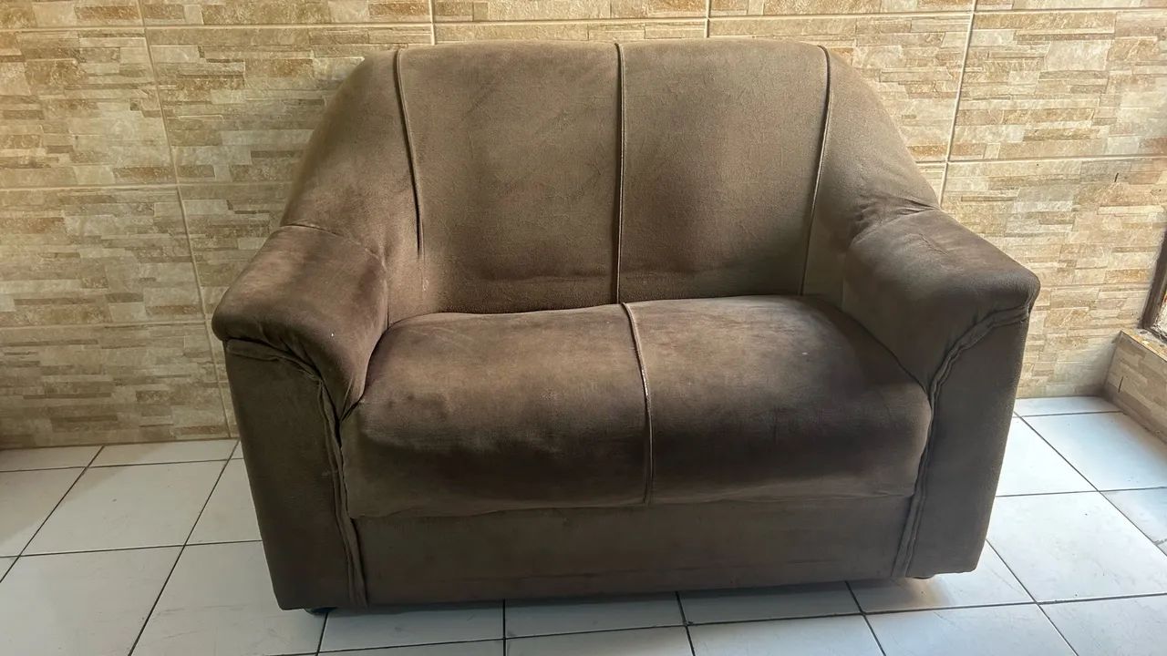 Sofá 2 Lugares Marrom - Usado em Bom- Confortável - Foto 3