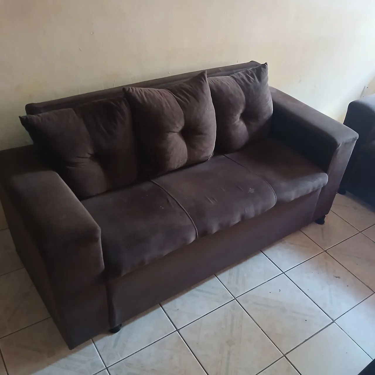 Conjunto de sofá 2 e 3 lugares com apenas 1 ano de uso - Foto 3
