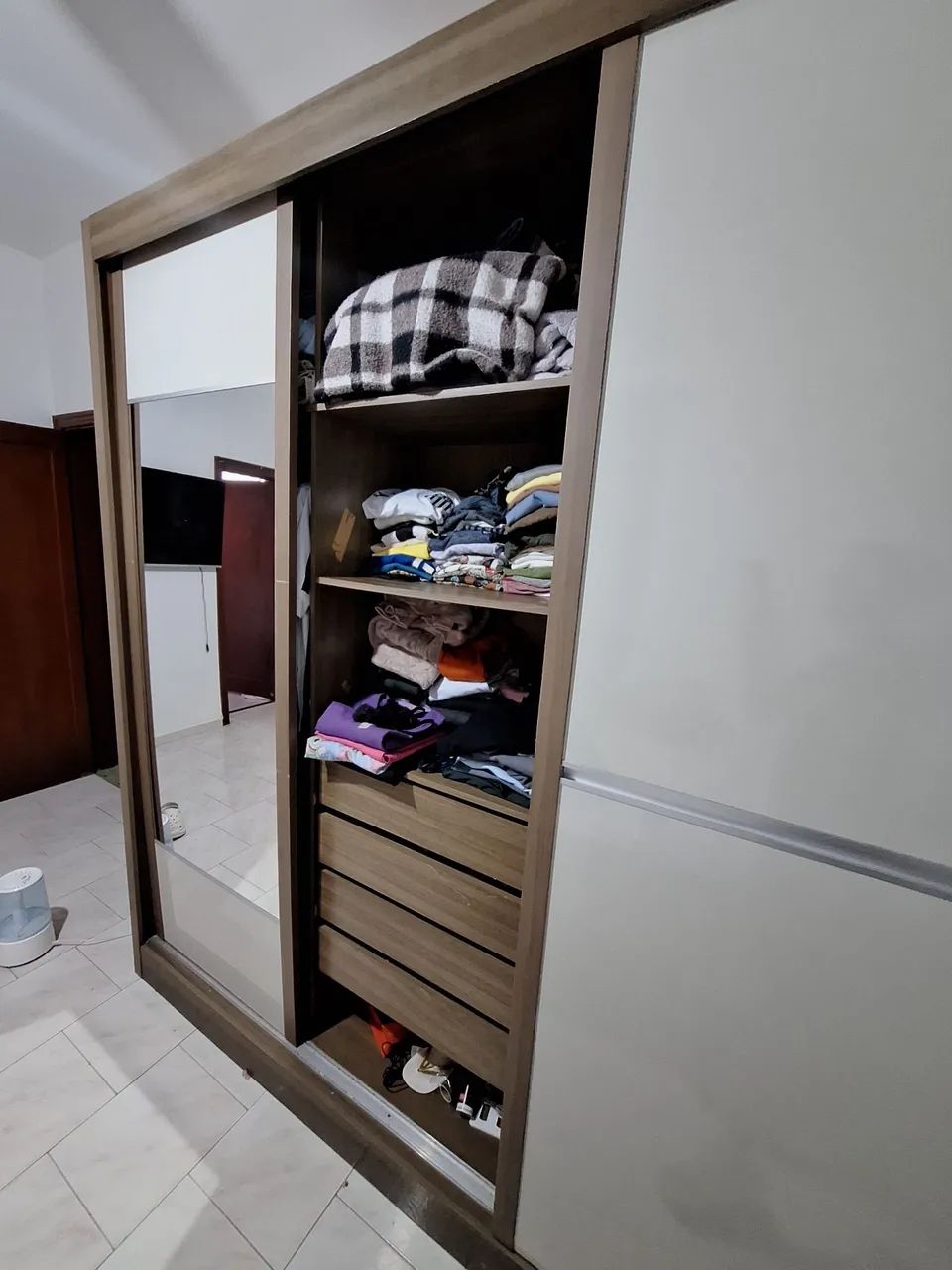 Guarda roupa porta espelho - Foto 4