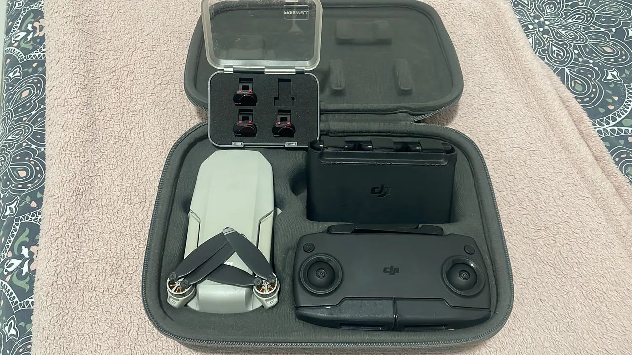 Mavic Mini 1 Fly More Combo