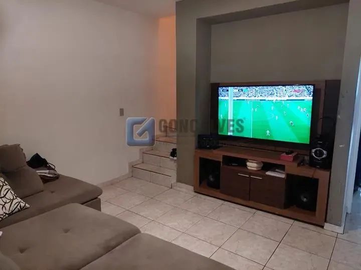 Sobrado Residencial de 2 Quartos com Quintal e Área de Serviço em Parque Terra Nova II, SB - Foto 4