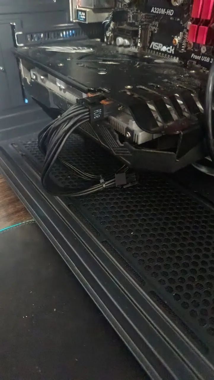 placa de vídeo AMD RX6600