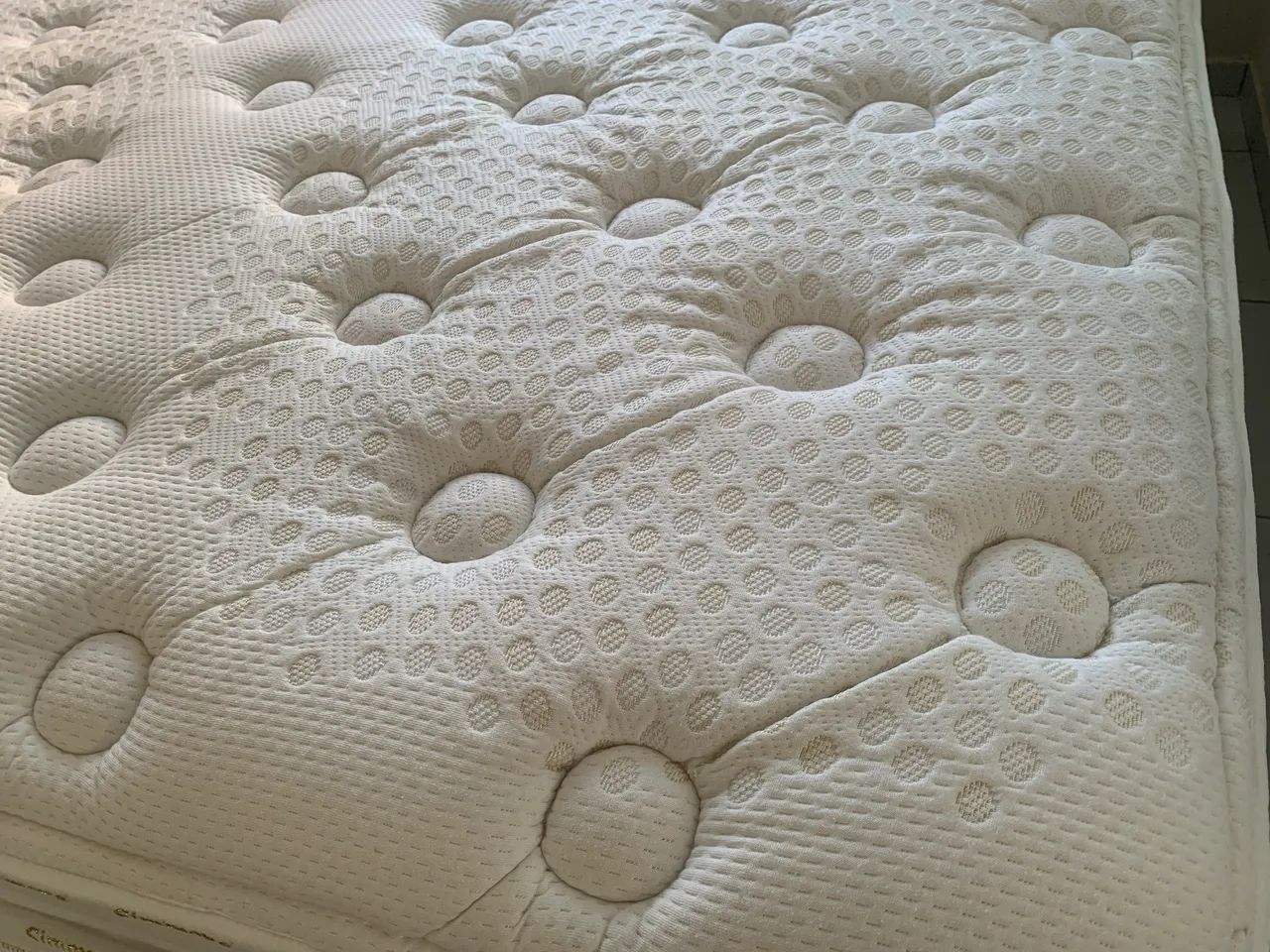 Cama box + Colchão Simmons  - Foto 2