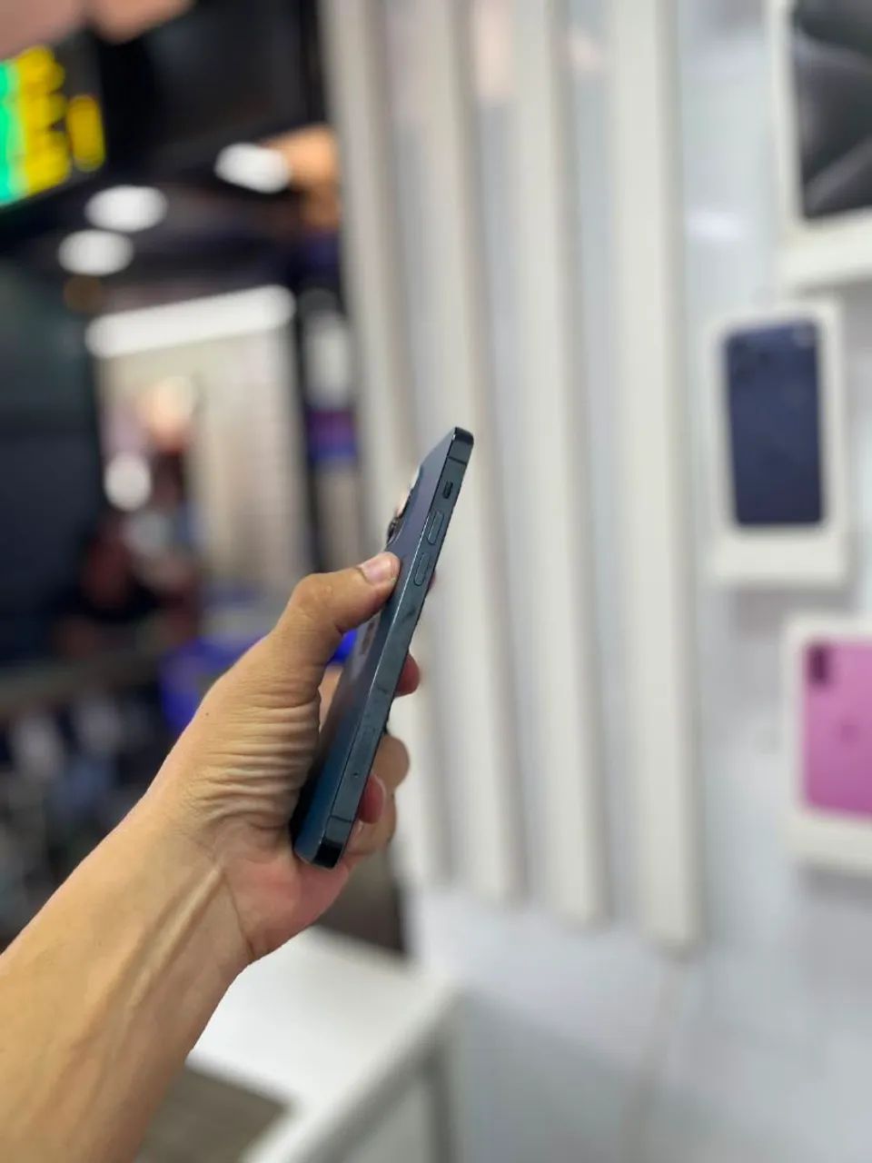 iPhone 12 Pro Max - 128GB <br>?2.299,00 - Foto 4