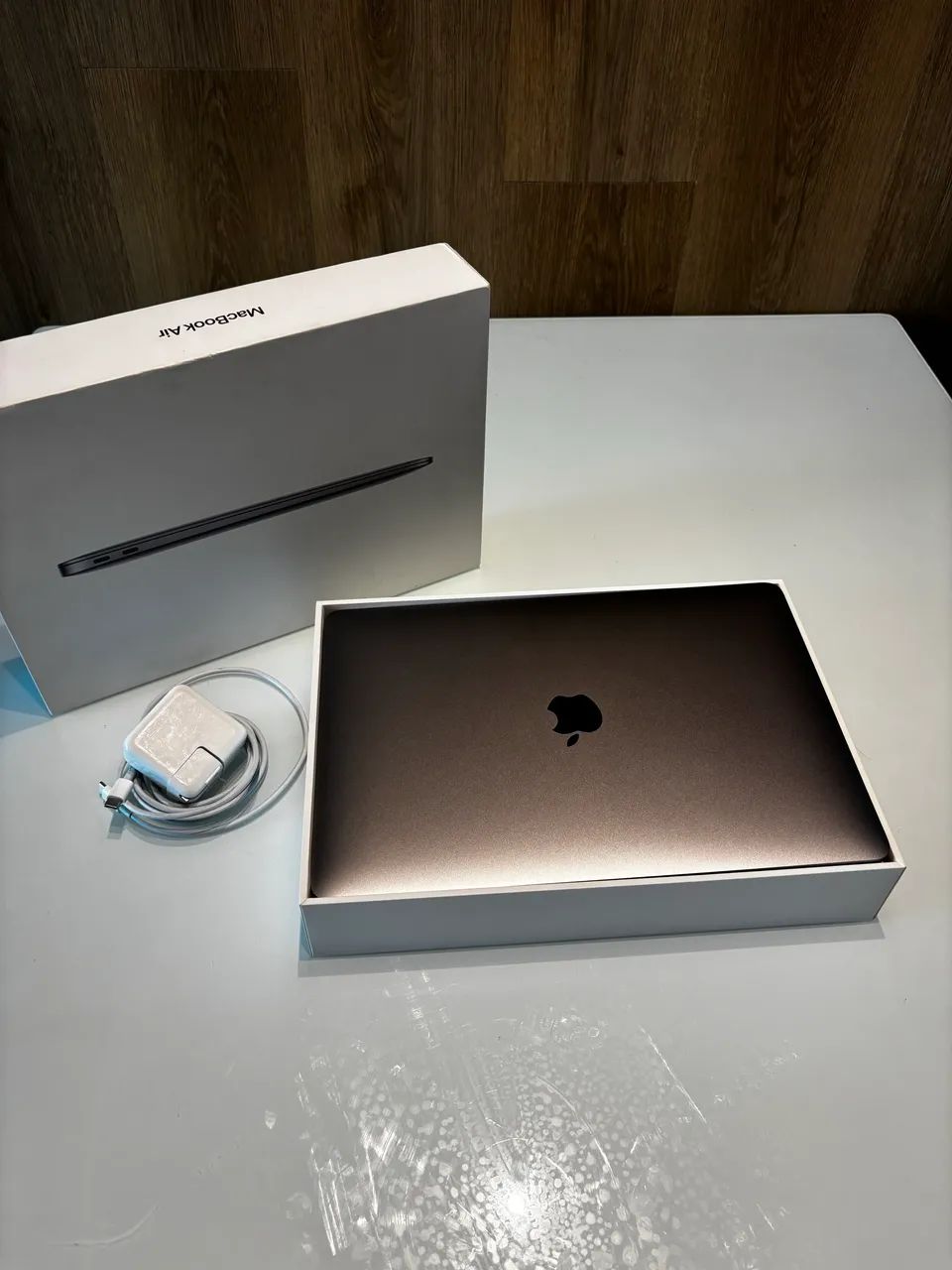 MacBook Air M1 2021 | 93% Bateria | 256GB SSD | 8GB RAM MacBook Air M1 2021 | 93% Bateria | 256GB SSD | 8GB RAM