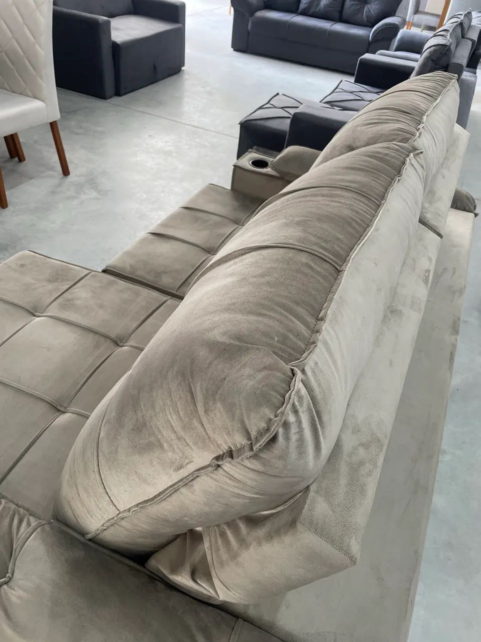 Sofá  Retrátil e Reclinável Com Porta Copos OFERTA RELÂMPAGO - Foto 3