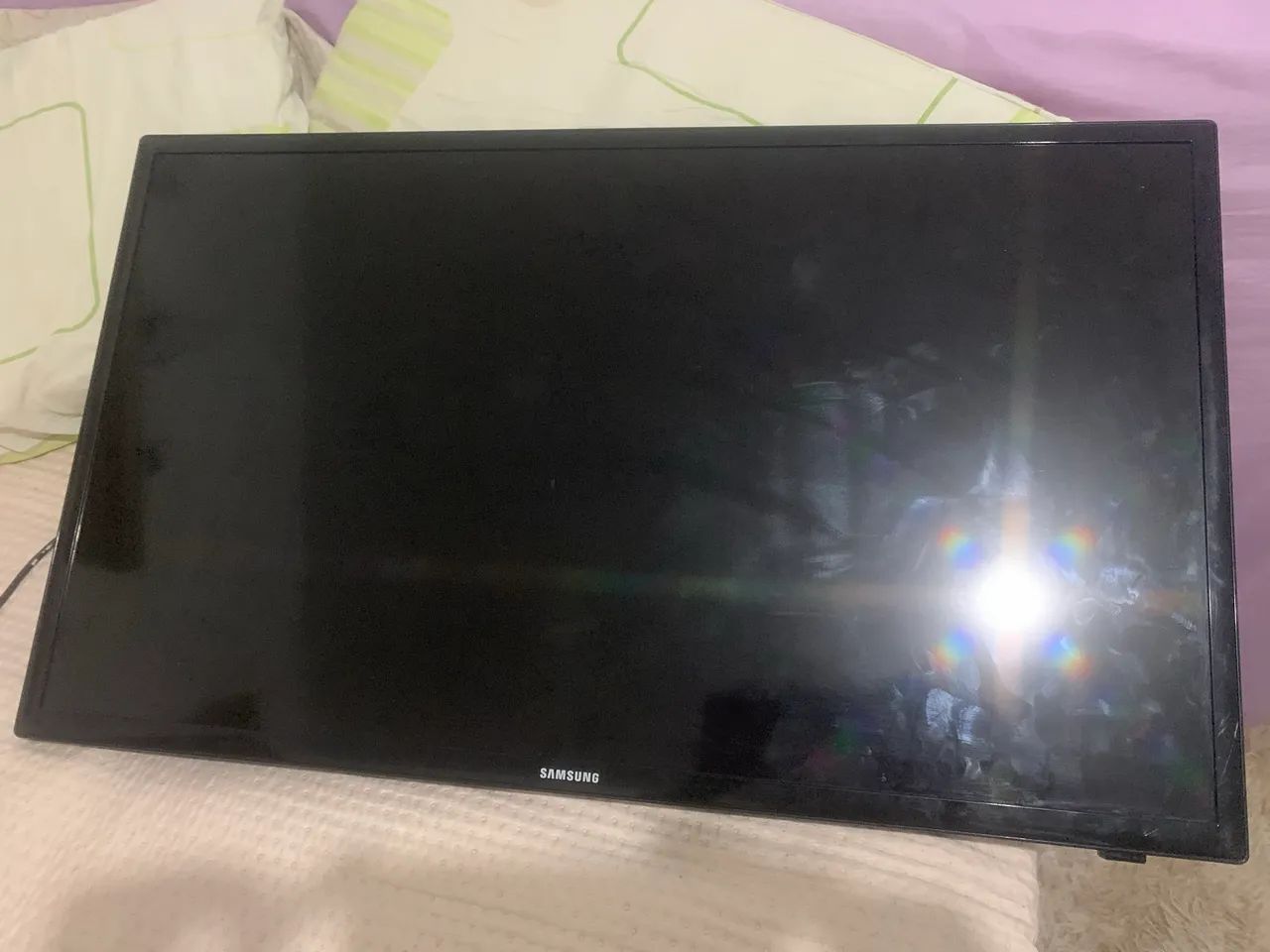 TV LED Samsung de 32 polegadas da Série 4.