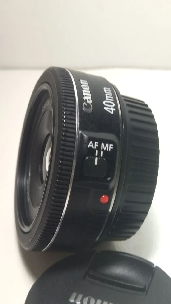 Canon 40mm 2.8 STM