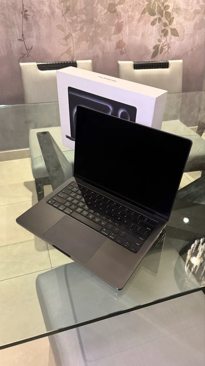 Macbook Pro M4 1TB 16GB