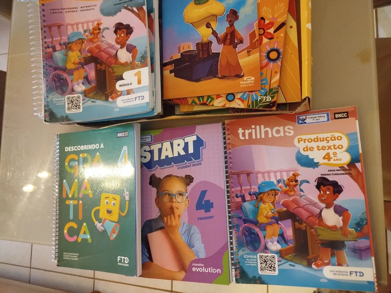 Livros trilhas FTD 4° ANO COMPLETO MAIS GRAMÁTICA E INGLÊS 