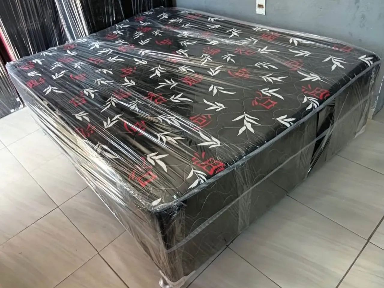 CAMA DE QUALIDADE. COM MOLAS. - Foto 2