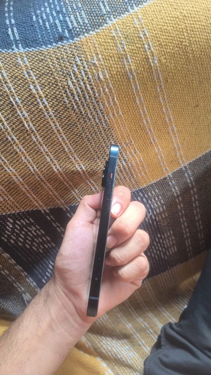 IPHONE 13 256gb - Foto 2