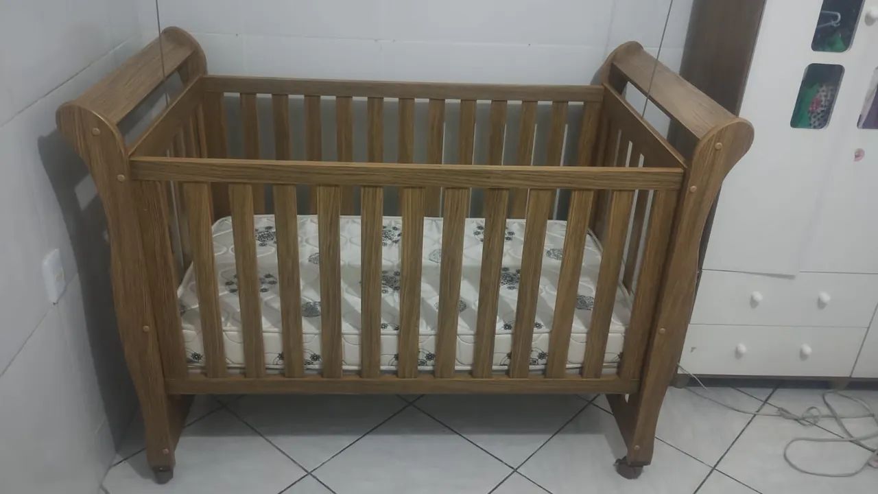 Berço 2 em 1 acompanha o colchão  - Foto 3