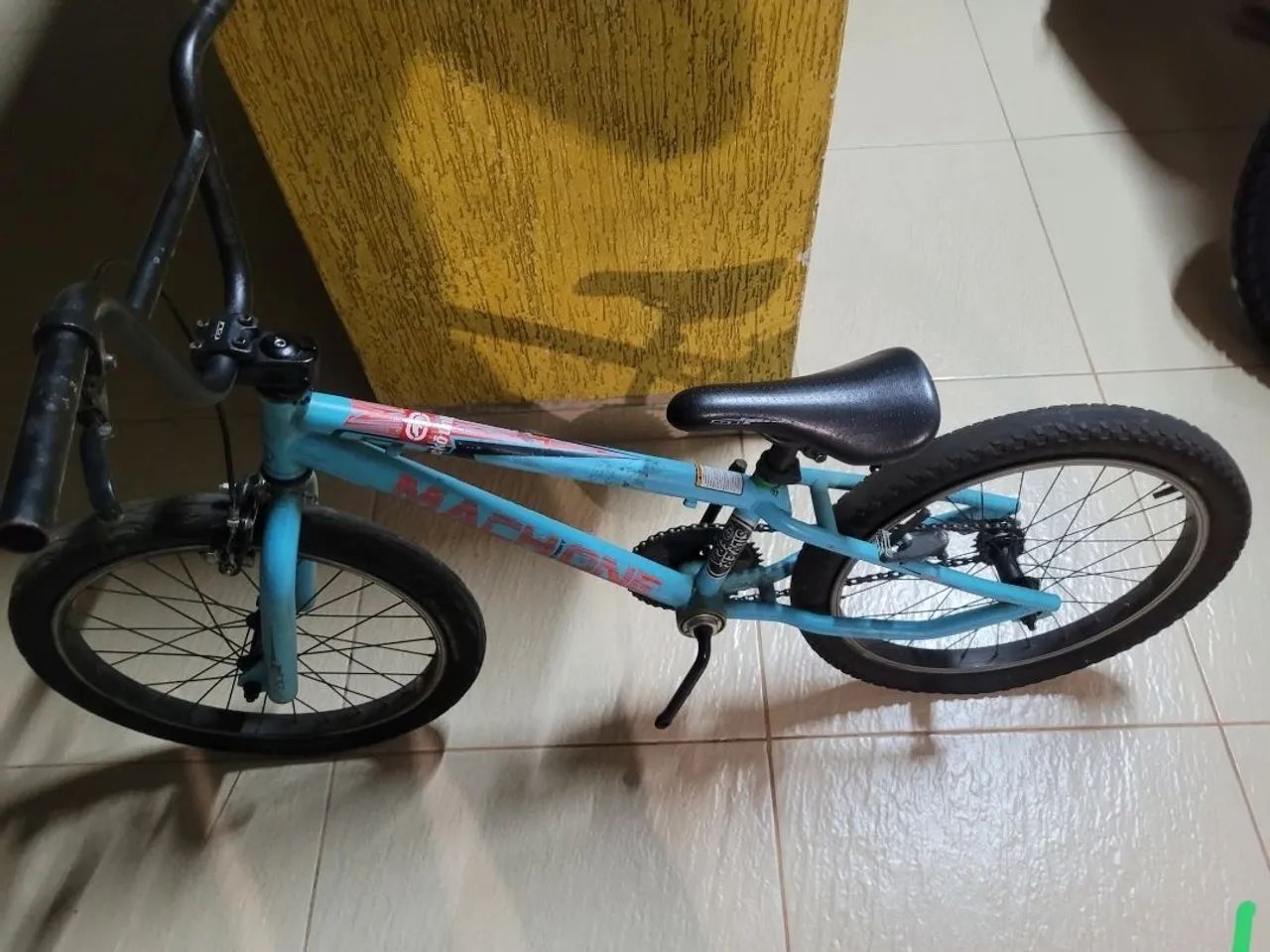 Vende-se bicicleta GT MACHONE