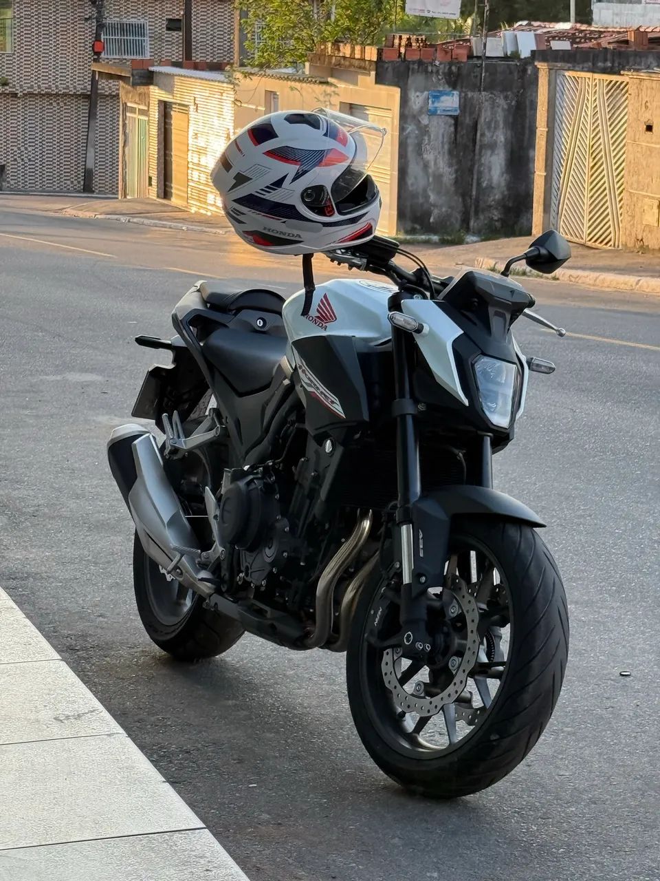 CB 500 Honet  - Foto 3