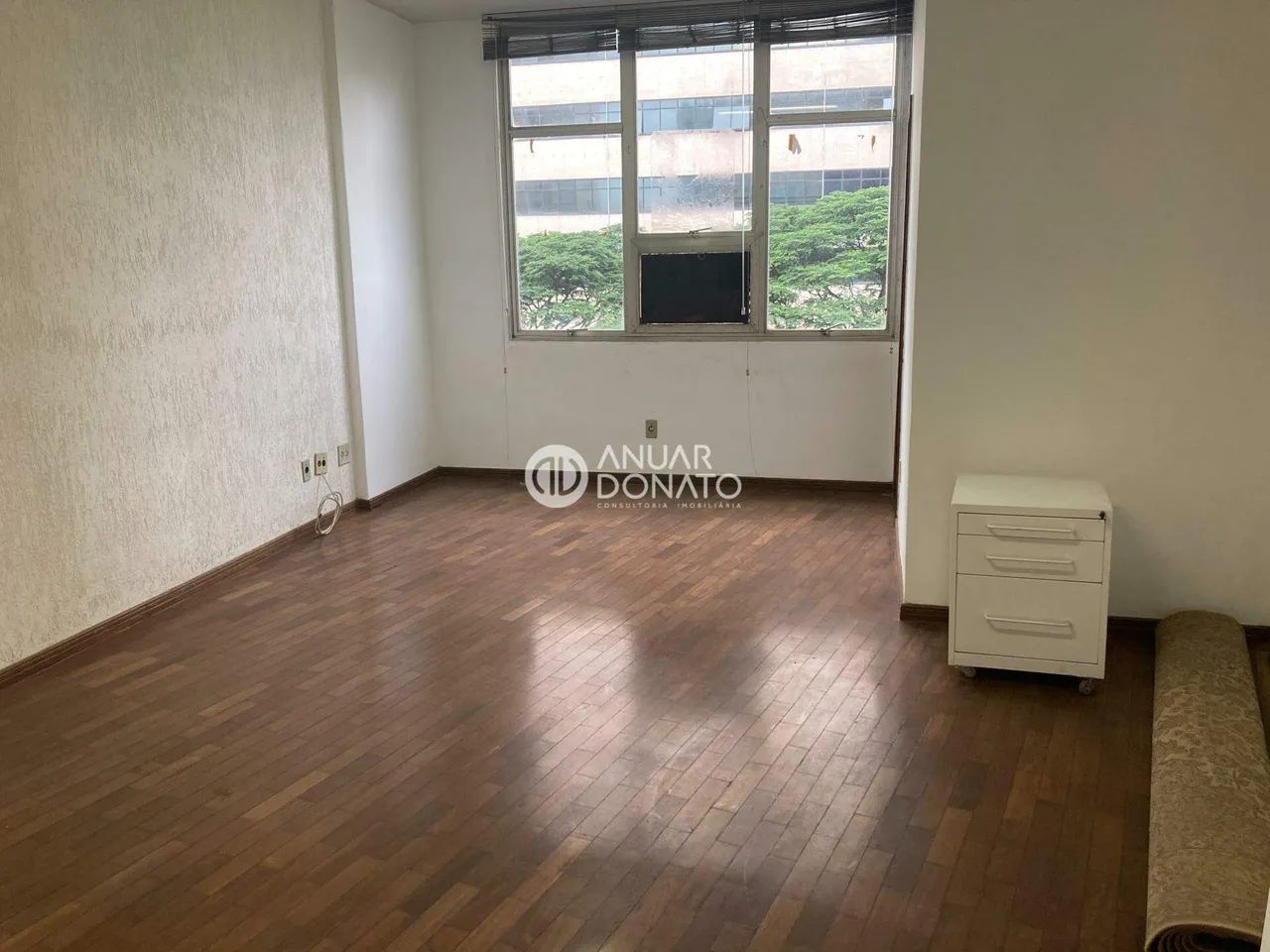 Sala comercial com vaga de garagem à venda no bairro Cruzeiro - Foto 2