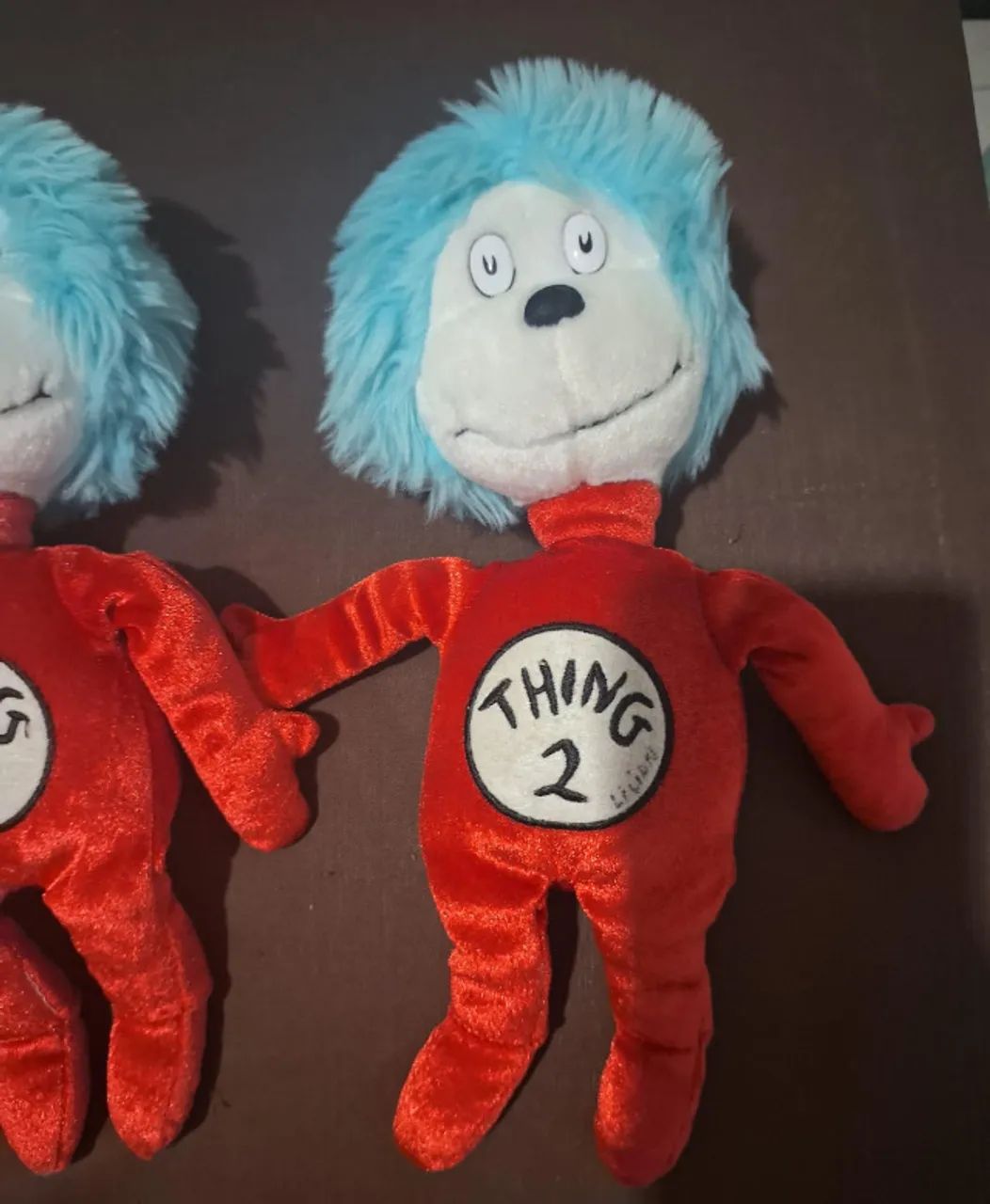 Brinquedo Pelúcia Thing 1 e Thing 2 Dr. Seuss - Foto 4