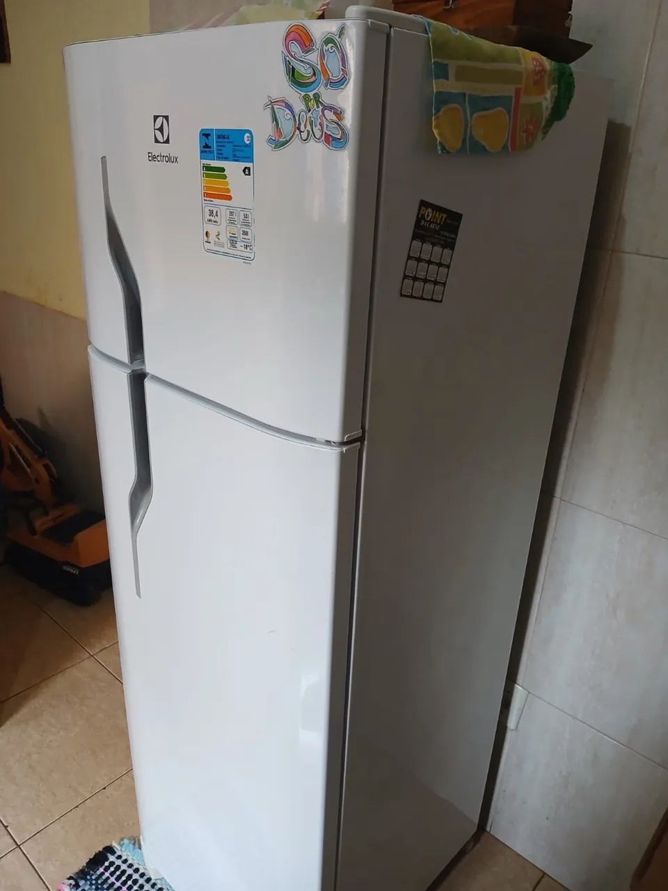 Geladeira Electrolux duplex gelo seco semi nova  - Foto 2